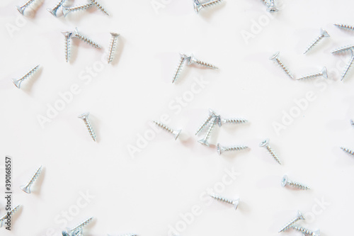 pile of screws