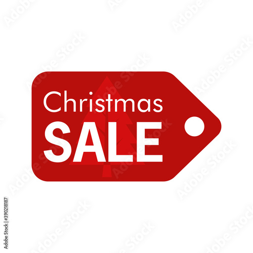 Rebajas de Navidad. Logotipo con texto Christmas Sale con árbol de navidad en etiqueta de precio en color rojo