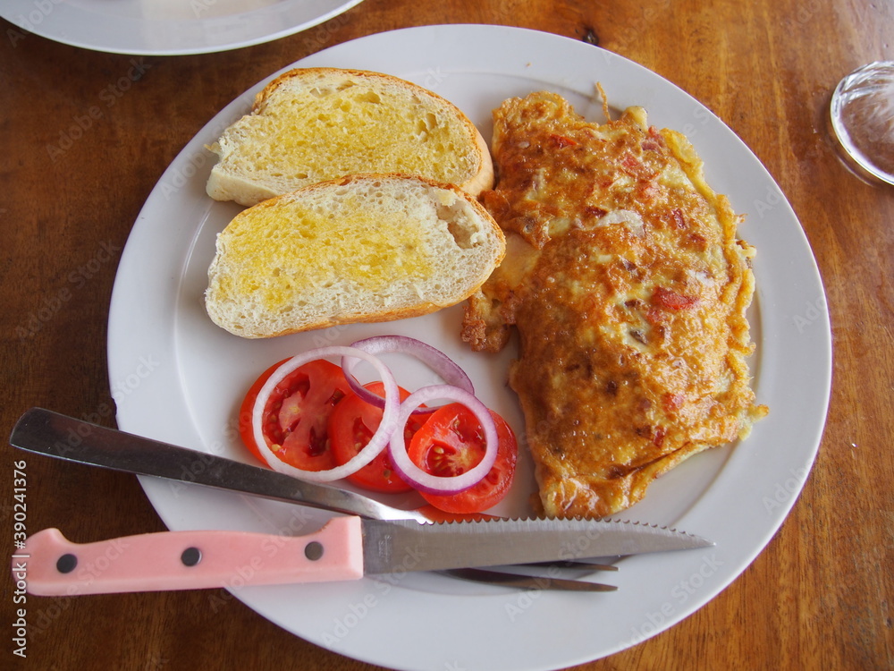 Garlic Bread, Omelette, Tomato and Onion Slices, Moalboal, Philippines
