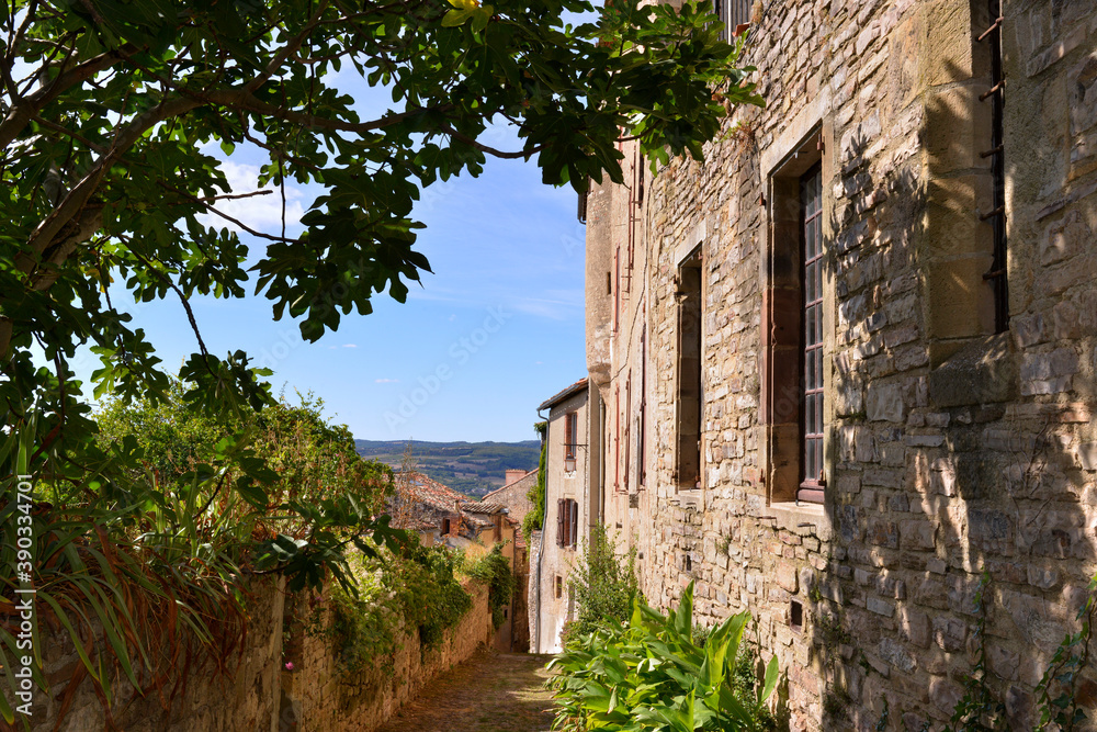 Descente médiévale sur  les remparts à Cordes-sur-Ciel (81170), Tarn en Occitanie, France