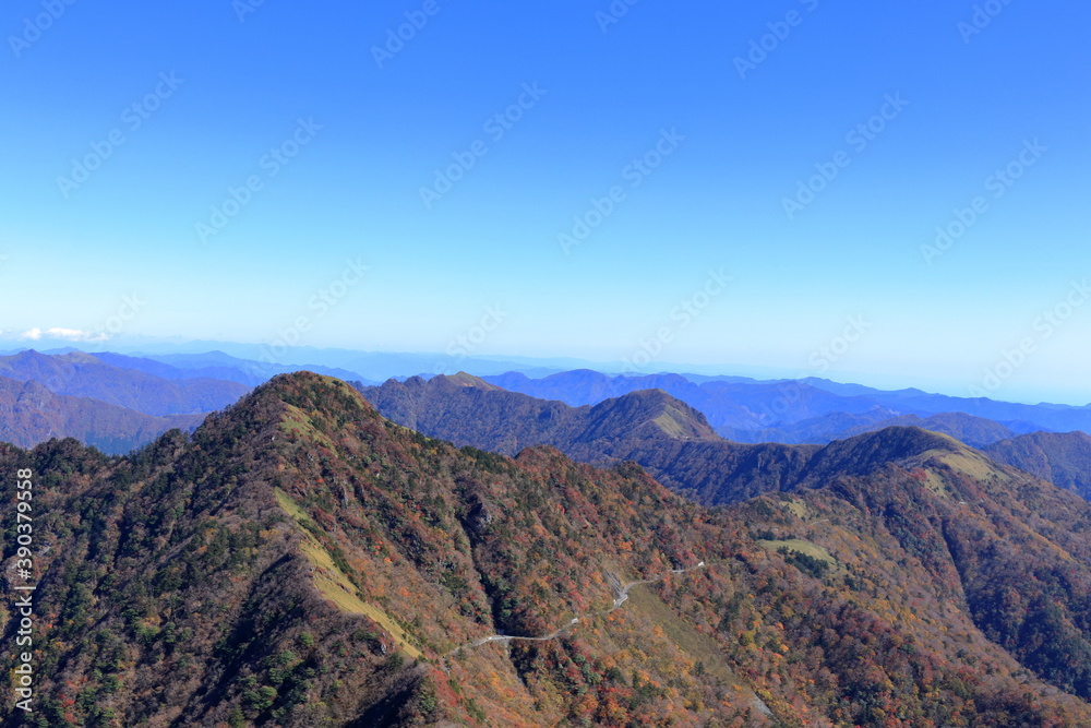 瓶ヶ森　山頂からの眺め　秋　（四国）