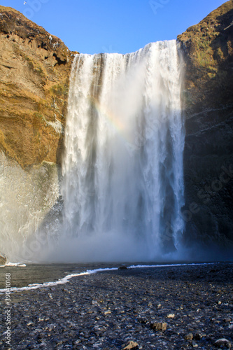 Island Wasserfall mit Regenbogen, Skogafoss