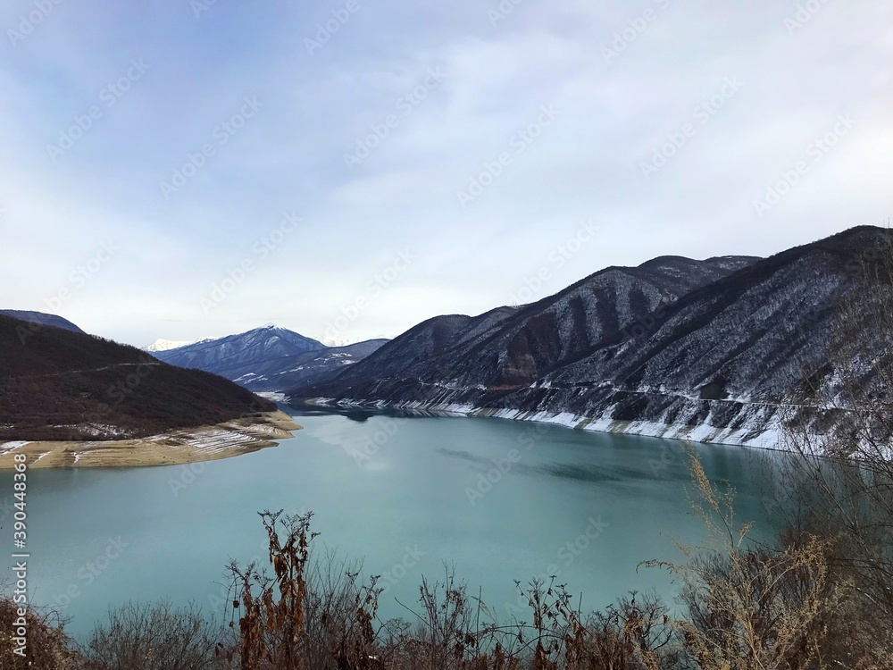 Obraz premium lake and mountains