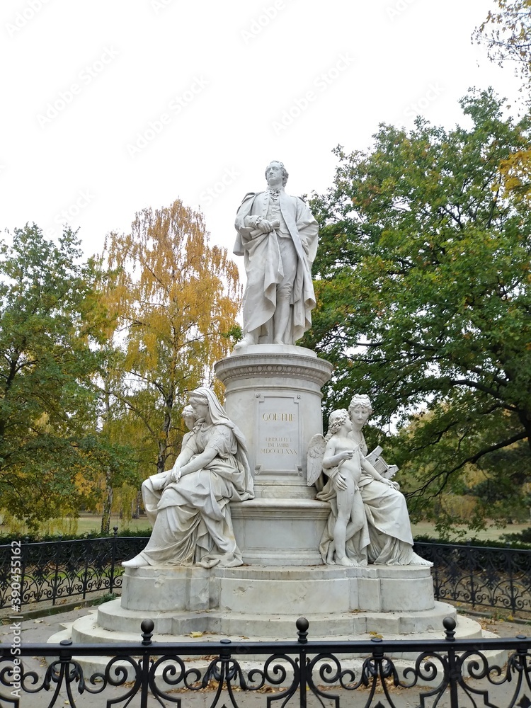 Goethe statue in the park