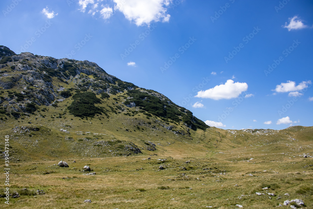 Obraz premium Fantastic mountains of Montenegro. Picturesque mountain landscape of Durmitor National Park, Montenegro, Europe, Balkans, Dinaric Alps, UNESCO World Heritage Site. 