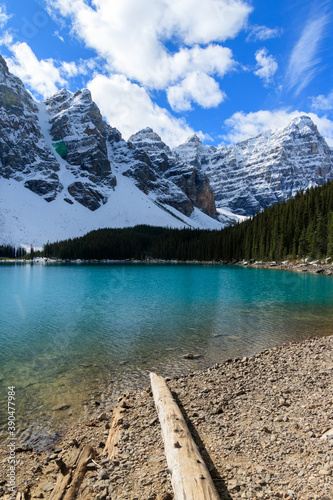 Moraine Lake im Herbst