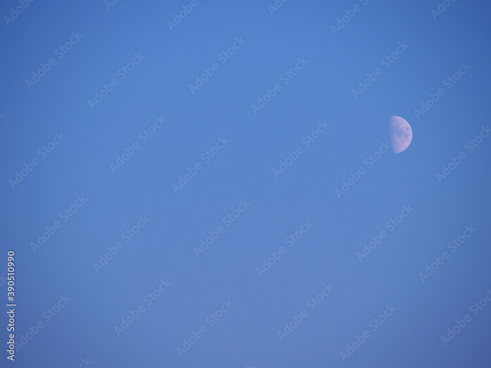 white rising moon in a beautiful blue sky, wallpaper, autumn sky white rising moon in a beautiful blue sky, wallpaper, autumn sky