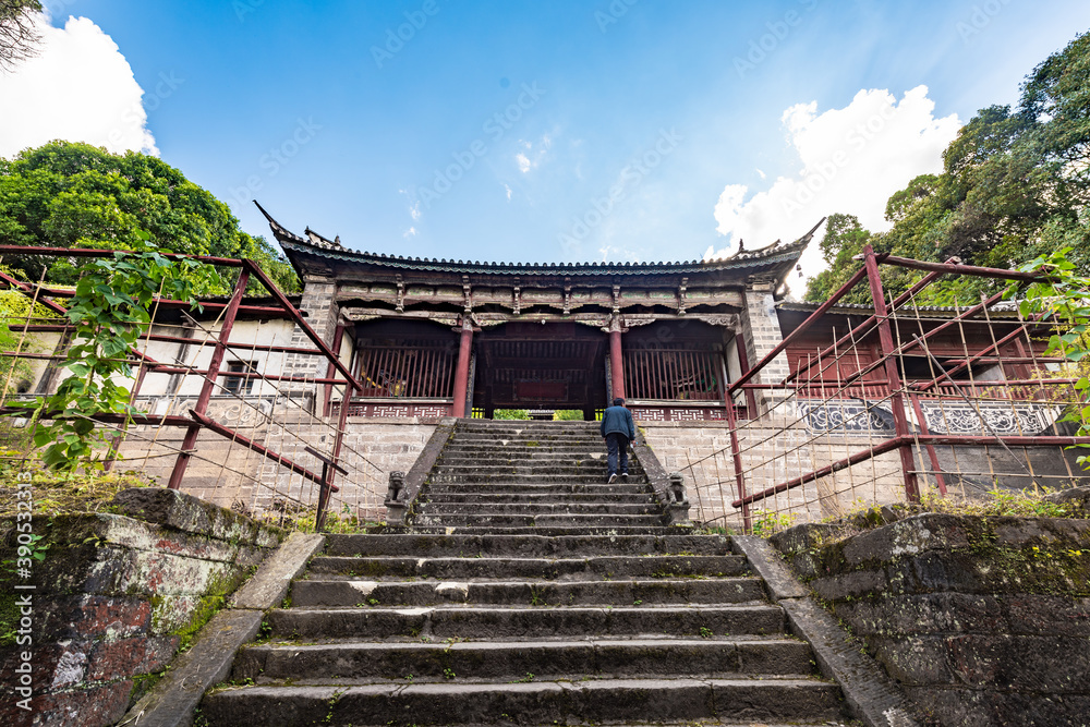 Yuhuang Pavilion, Weibao Mountain, Dali, Yunnan, China Yuhuang Pavilion, Weibao Mountain, Dali, Yunnan, China
