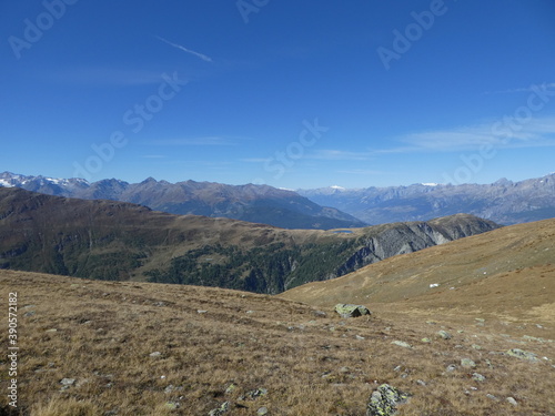 Wanderung über Tal, Wallis, Nanztal, Wanderung, wandern, bewegung, sport, outdoor, draussen, natur, abschalten, relax, panorama, alpen, berge