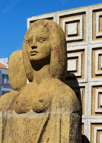 Art in Caldas da Rainha - scupture on a roundabout photo