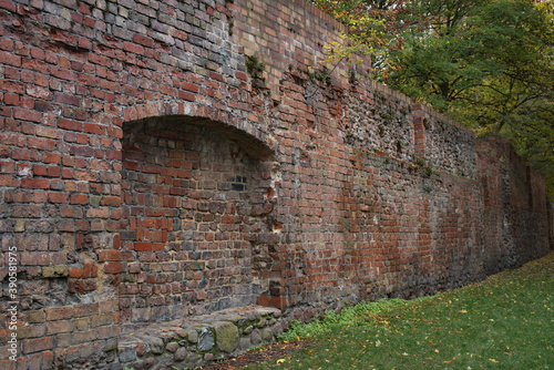 Foto Rest der alten Berliner Stadtmauer in der Littenstraße