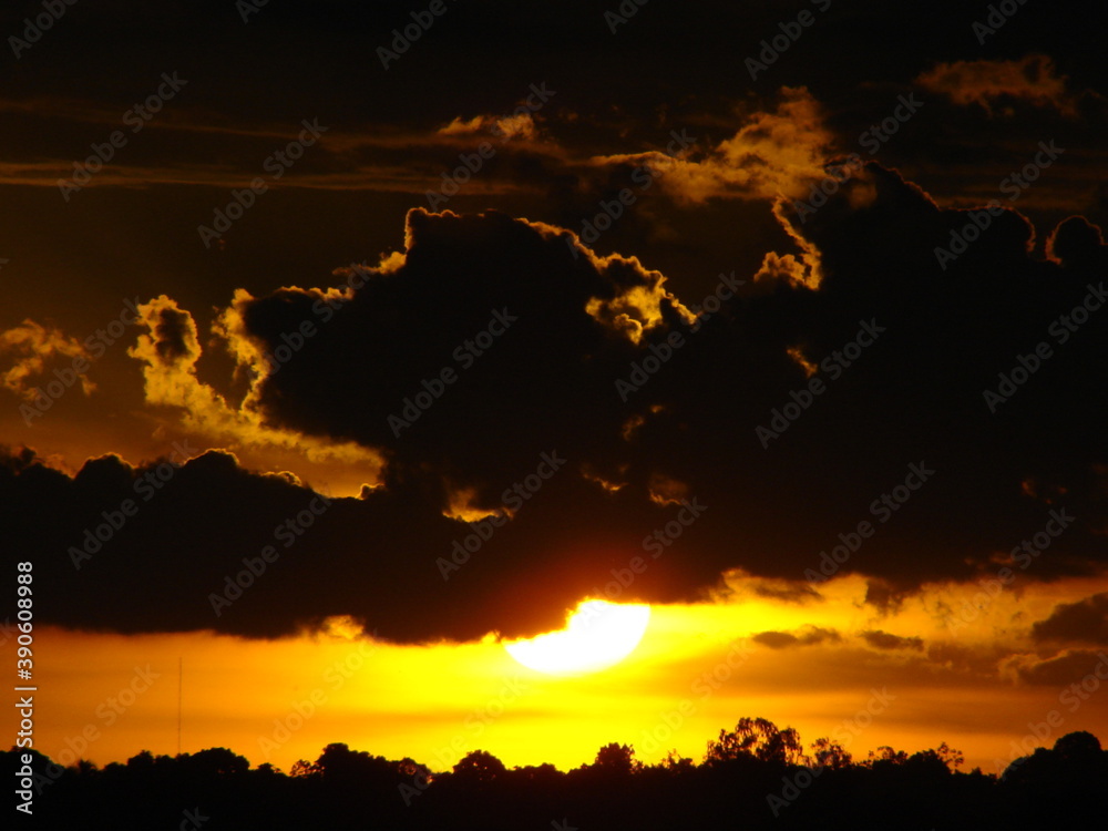 Obraz premium sunset in the mountains