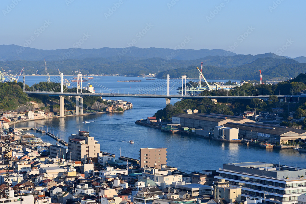 しまなみ街道と尾道水道の風景