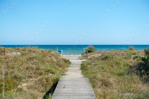 Holzweg  D  ne  Meer  blauer Himmel