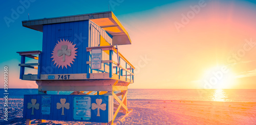Miami South Beach sunrise, special photographic processing © Frédéric Prochasson