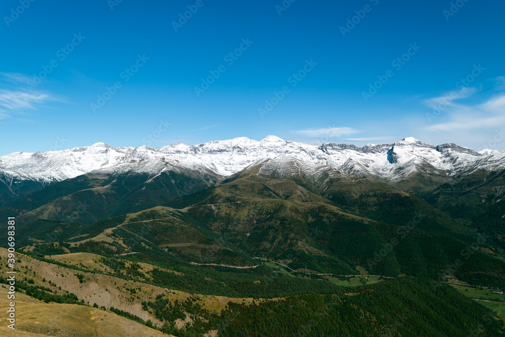 Views from Pelopin towards the peaks of Sabocos, Forato, Riperay and Tendeñera in the spanish Pyrenees a clear day