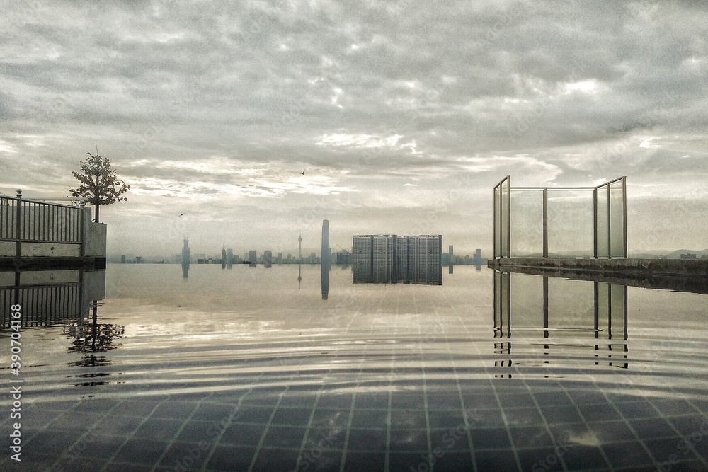 Obraz premium pier on the beach