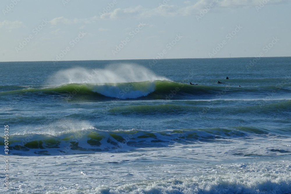 A nice wave in autumn in the west of France. At Batz sur mer.