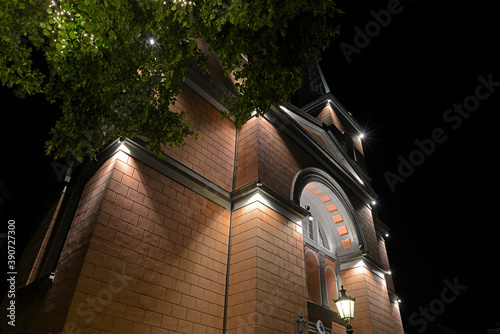 Basilika St. Laurentius (Laurentius Kirche) in Wuppertal Elberfeld bei Nacht photo