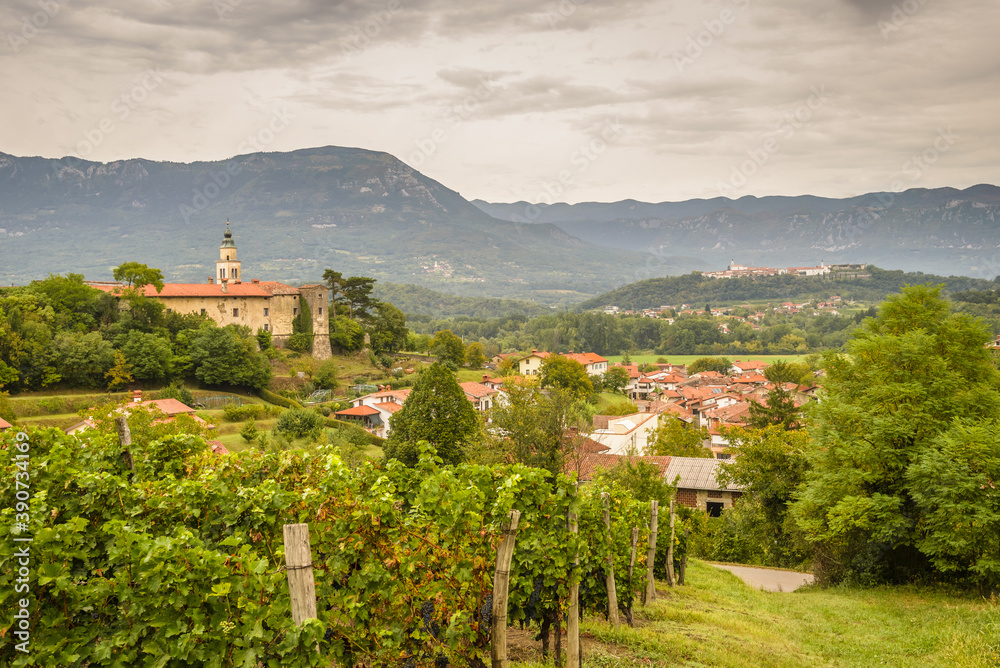 Vipava Valley.View of famous wine region Goriska Brda hills in Slovenia.  - obrazy, fototapety, plakaty 