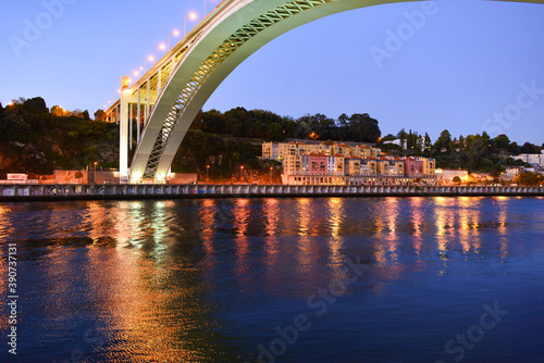 Ponte da Arrábida in Porto photo