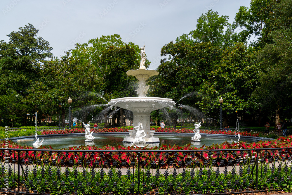 The Forsyth Park Fountain located in Savanah, Georgia