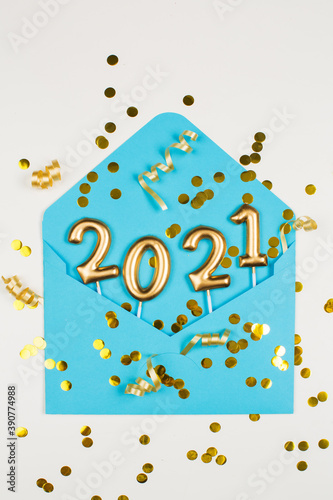 2021 golden digits and golden sparkle in blue envelope