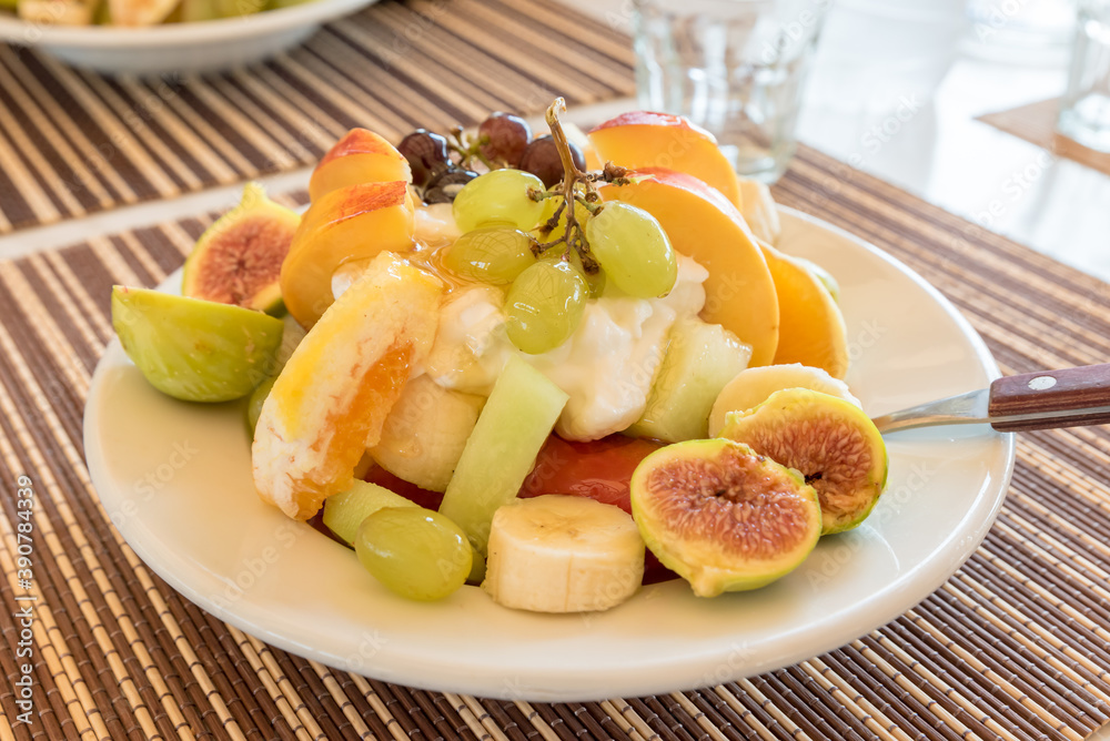 Greek yogurt with fruit and honey Greek yogurt with fruit and honey