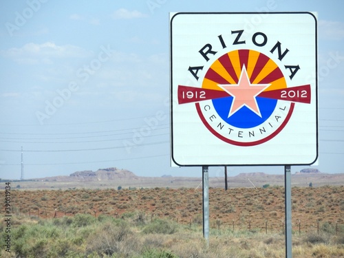 State border sign in Arizona, approaching from Utah stateline border. photo