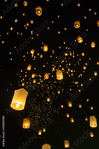 Loi Krathong Festival of Lights in Chiang Mai, Thailand  © Samuel Gillilan