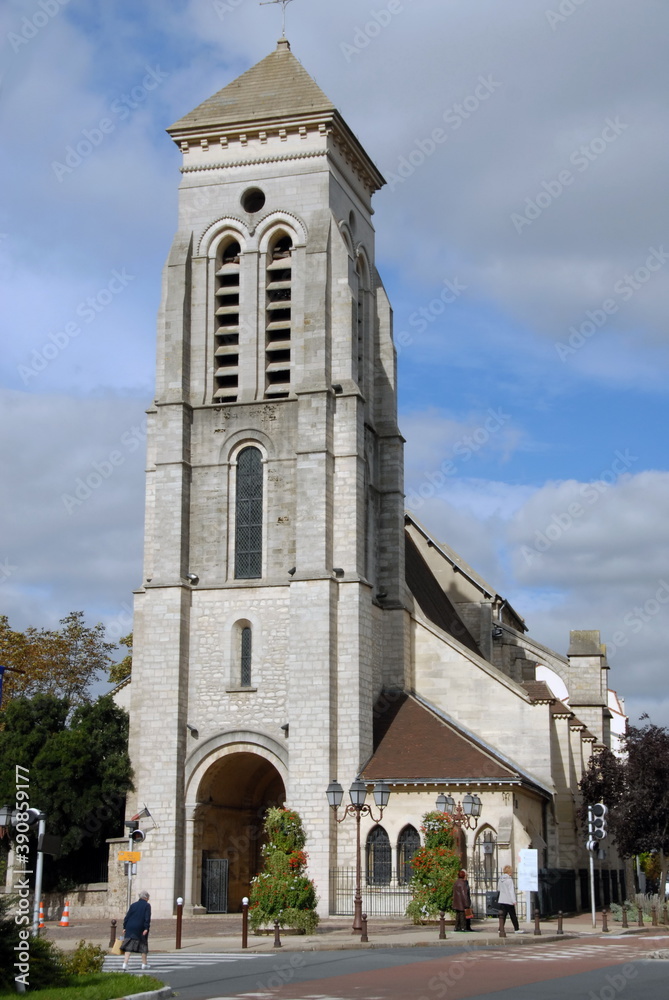 Ville de Créteil, église Saint-Christophe, département du Val de Marne, France