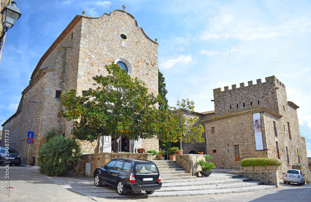 Castillo de Benedormiens en Castell D'Aro, Girona España