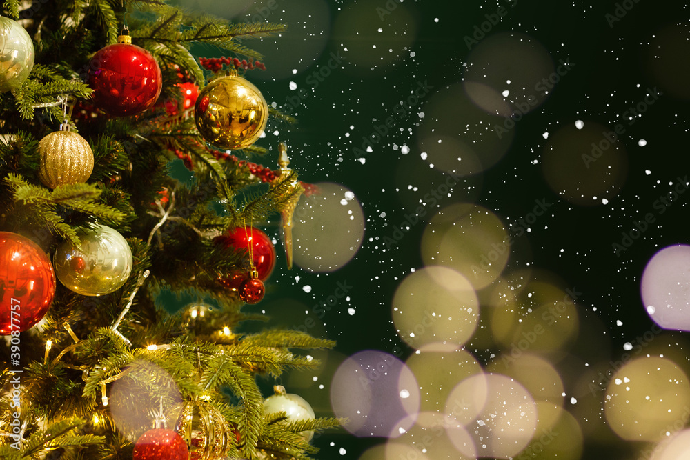 Decorated with ornaments and lights Christmas tree on green background. Merry Christmas and Happy Holidays greeting card, frame, banner. New Year. Decorated with ornaments and lights Christmas tree on green background. Merry Christmas and Happy Holidays greeting card, frame, banner. New Year.