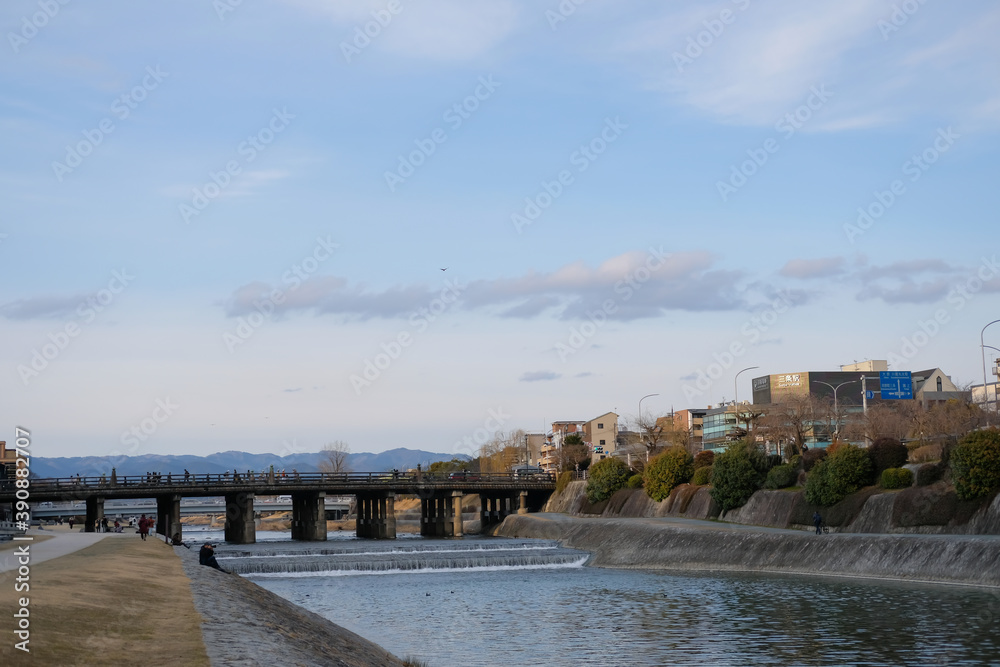 Fototapeta premium 京都の鴨川