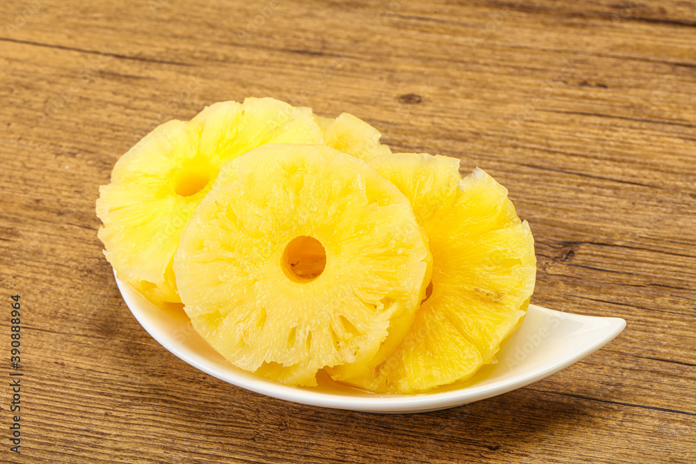 Sweet pineapple rings in the bowl Sweet pineapple rings in the bowl