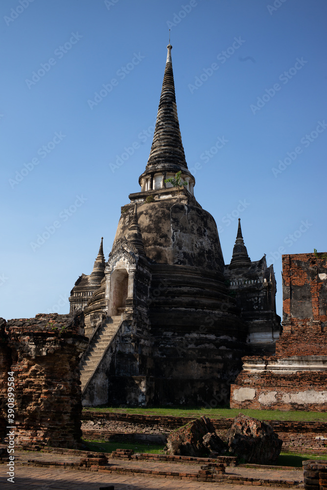 Ayutthaya was founded in 1351 by King U Thong, who proclaimed it the capital of his kingdom, often referred to as the Ayutthaya kingdom or Siam. It is named after the ancient Indian city of Ayodhya. Ayutthaya was founded in 1351 by King U Thong, who proclaimed it the capital of his kingdom, often referred to as the Ayutthaya kingdom or Siam. It is named after the ancient Indian city of Ayodhya.