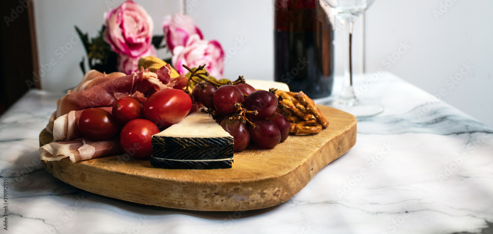 Naklejka premium charcuterie plater