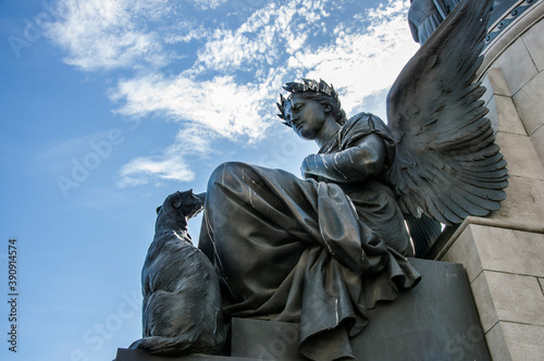 Фотография Winged angel with dog