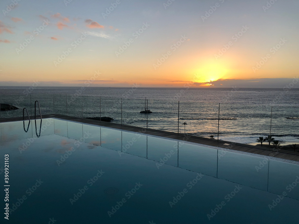 Fototapeta premium sunset at the pier