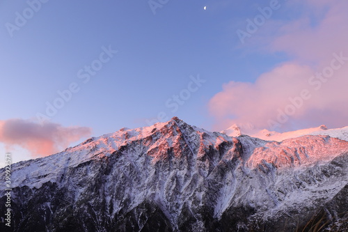 Mount Aspiring National Park, Topheavy peak, Brewster hut track, sunset, hiking inNew Zealand