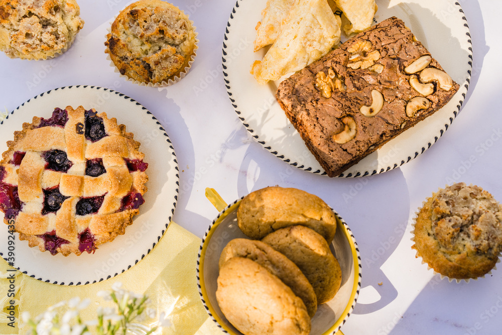 Mesa dulce de pasteles, desayuno, pasteles, muffin, tarteleta, tarta, magdalena, cookies, brownie, pie, tea time Mesa dulce de pasteles, desayuno, pasteles, muffin, tarteleta, tarta, magdalena, cookies, brownie, pie, tea time