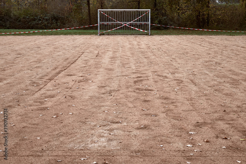 Public football field is closed with a barrier tape due to the Coronavirus pandemic (Covid-19) © Thomas Marx