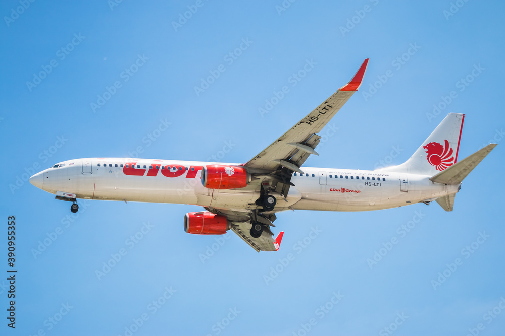 BANGKOK, THAILAND JUNE 1, 2015 HSLTI Thai Lion Air Boeing 737900