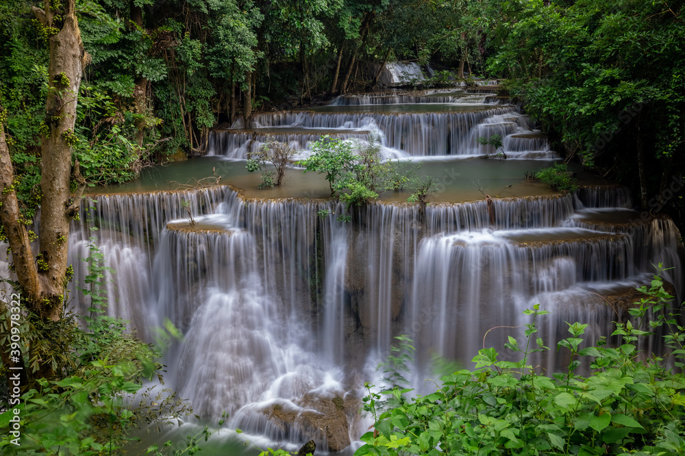 Hua Mea Khamin Waterfall in Thailand