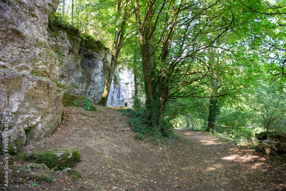 FRA - HIKING IN THE PERIGOURDINE COUNTRYSIDE FRA - HIKING IN THE PERIGOURDINE COUNTRYSIDE