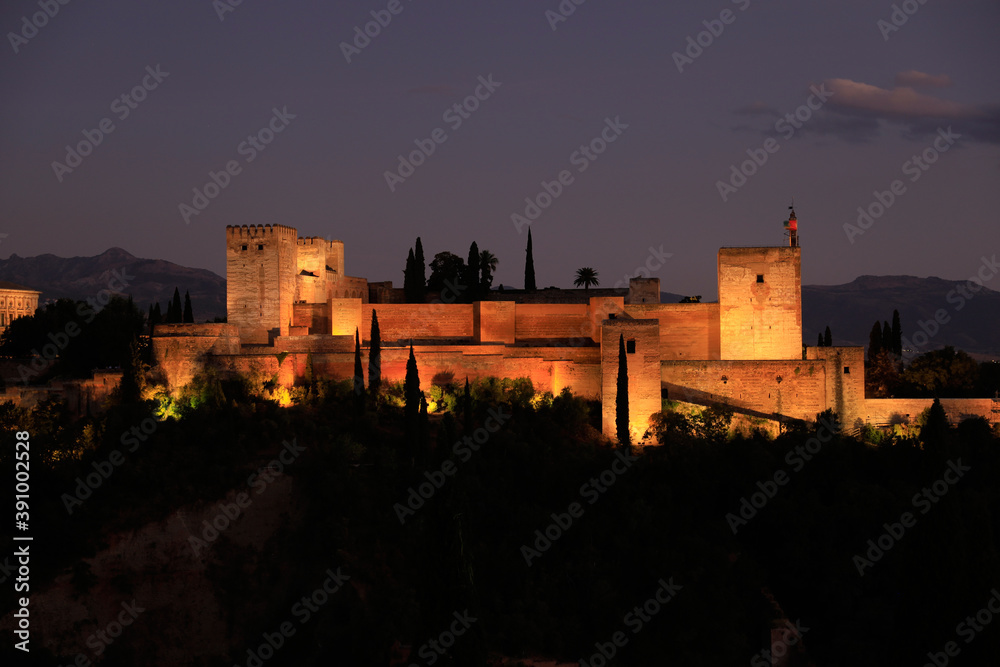 Espagne palais de l'Alhambra Séville  de nuit