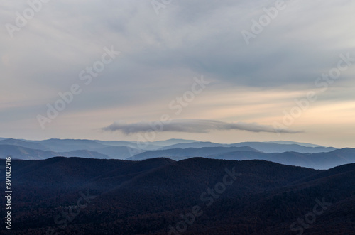 Fototapeta Naklejka Na Ścianę i Meble -  panorama z połoniny Caryńskiej - Bieszczady 