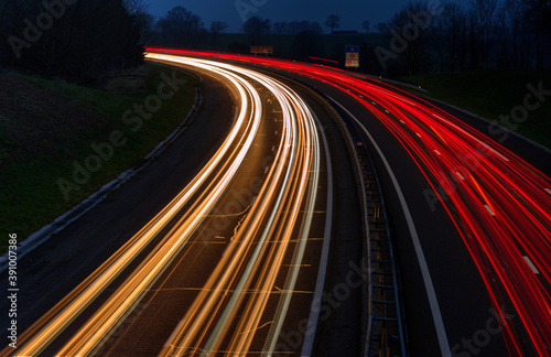 Wallpaper Mural Autoroute de nuit à Neuville-sur-Ain, France Torontodigital.ca