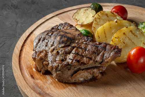 grilled steak with vegetables