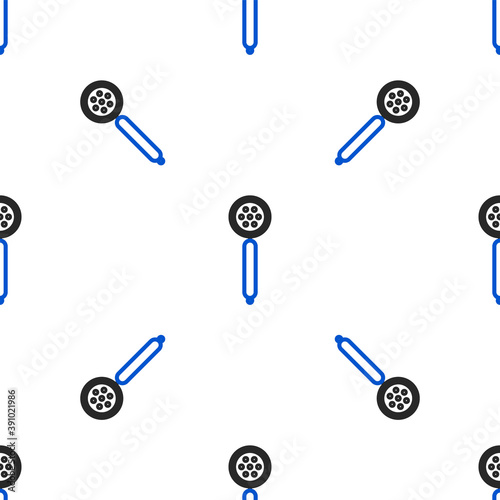 Line Strainer spoon icon isolated seamless pattern on white background. Colorful outline concept. Vector.